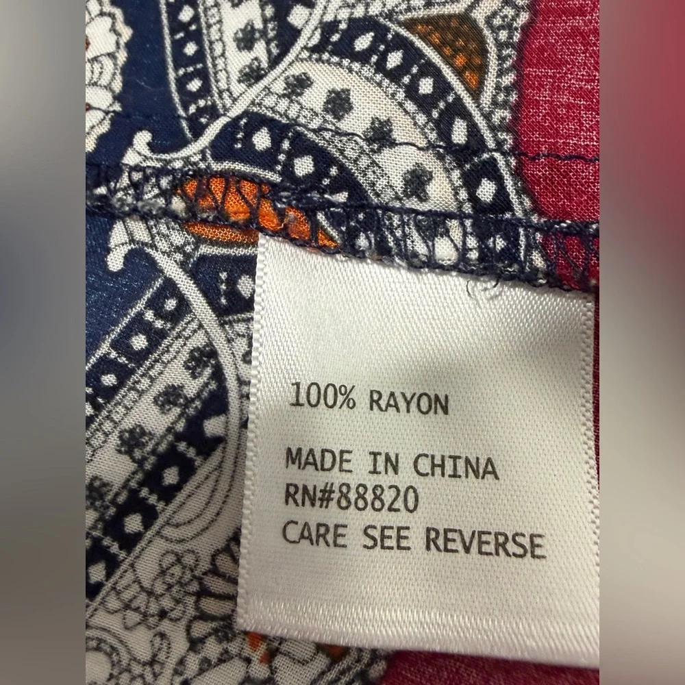 Cynthia Rowley Paisley Navy/Red Backside Button Down Sleeveless Blouse - Size M